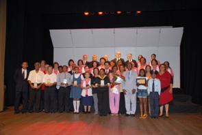 Homenagem ao Sr. Amadeu durante o VI Encontro de Corais de Mariana